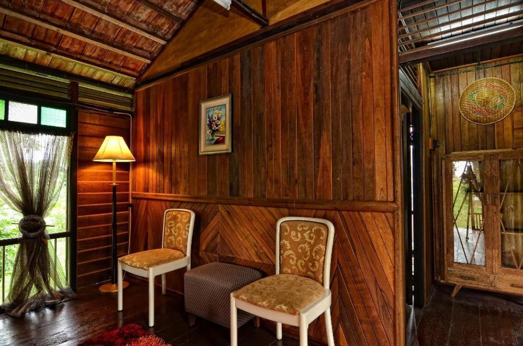 Oyo Home 90745 Desa Balqis Beach Resort Malacca Exterior foto